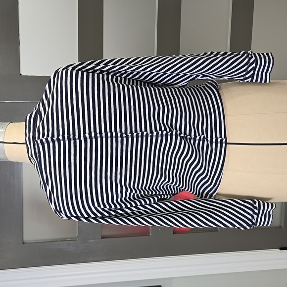 Nordstrom brand C.A.S.L.O.N blue stripe long sleeve M/L - Picture 6 of 6